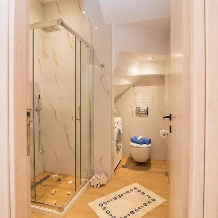 Campiello Luxury Ii